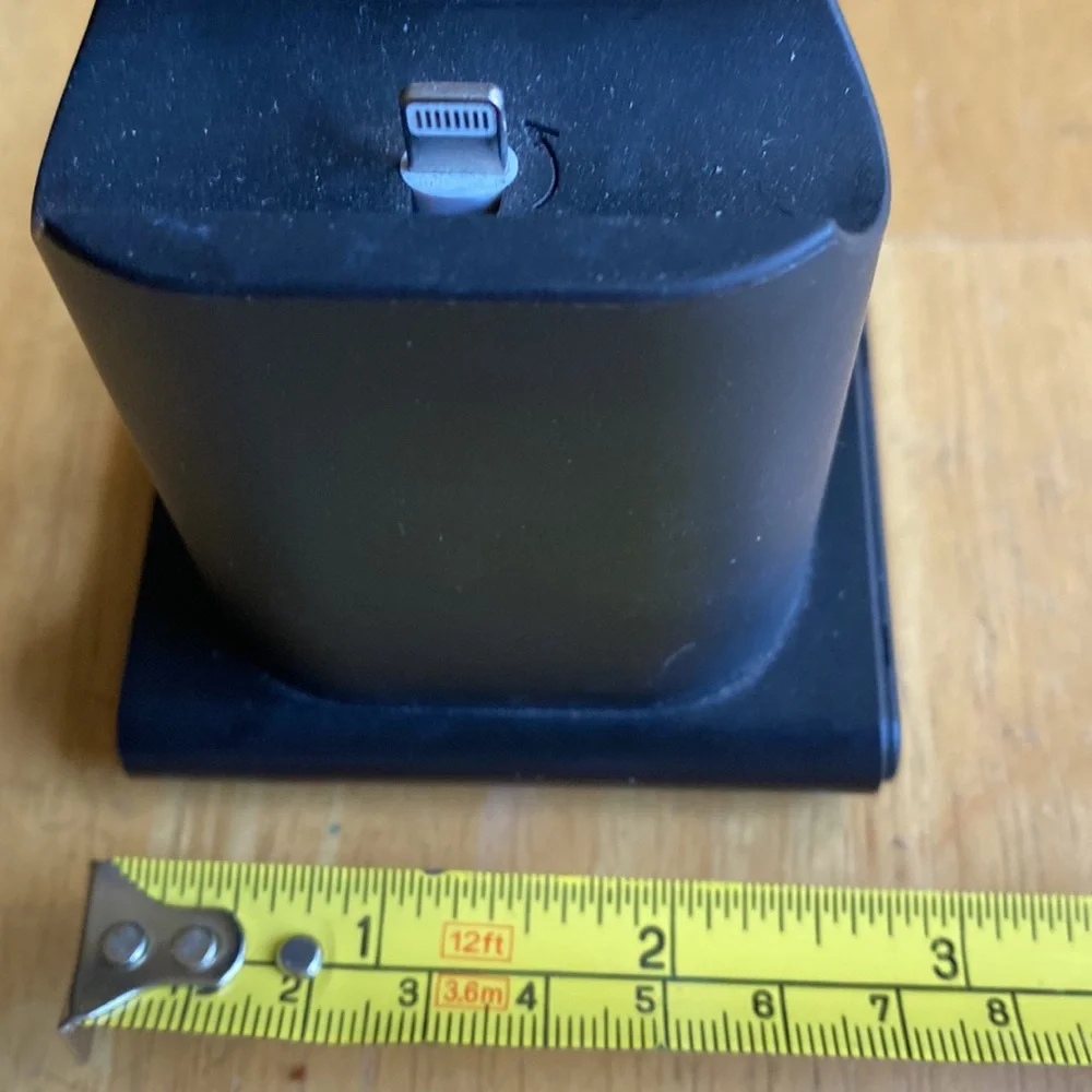 Apple AirPods Apple Watch Charging Dock PA1918 in good condition